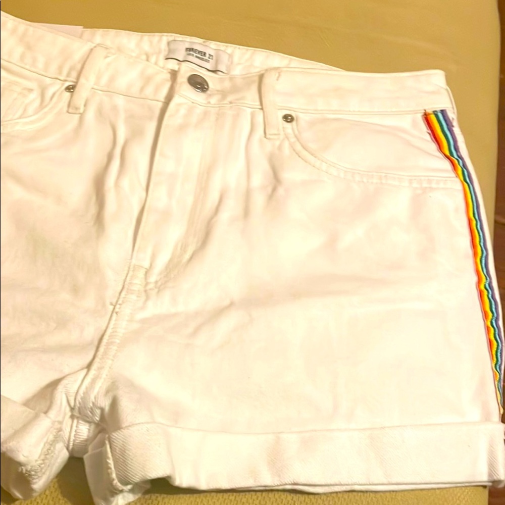 Stylish White Shorts with Rainbow Trim